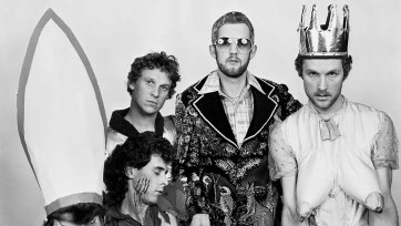 Skyhooks (Red Symons, Bob Starkie, Shirley Strachan, Greg Macainsh, Freddie Strauks) in Parker’s studio, Fitzroy, 1975 David Parker