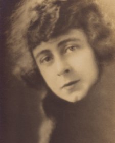 Lottie Lyell as Doreen by Monte Luke