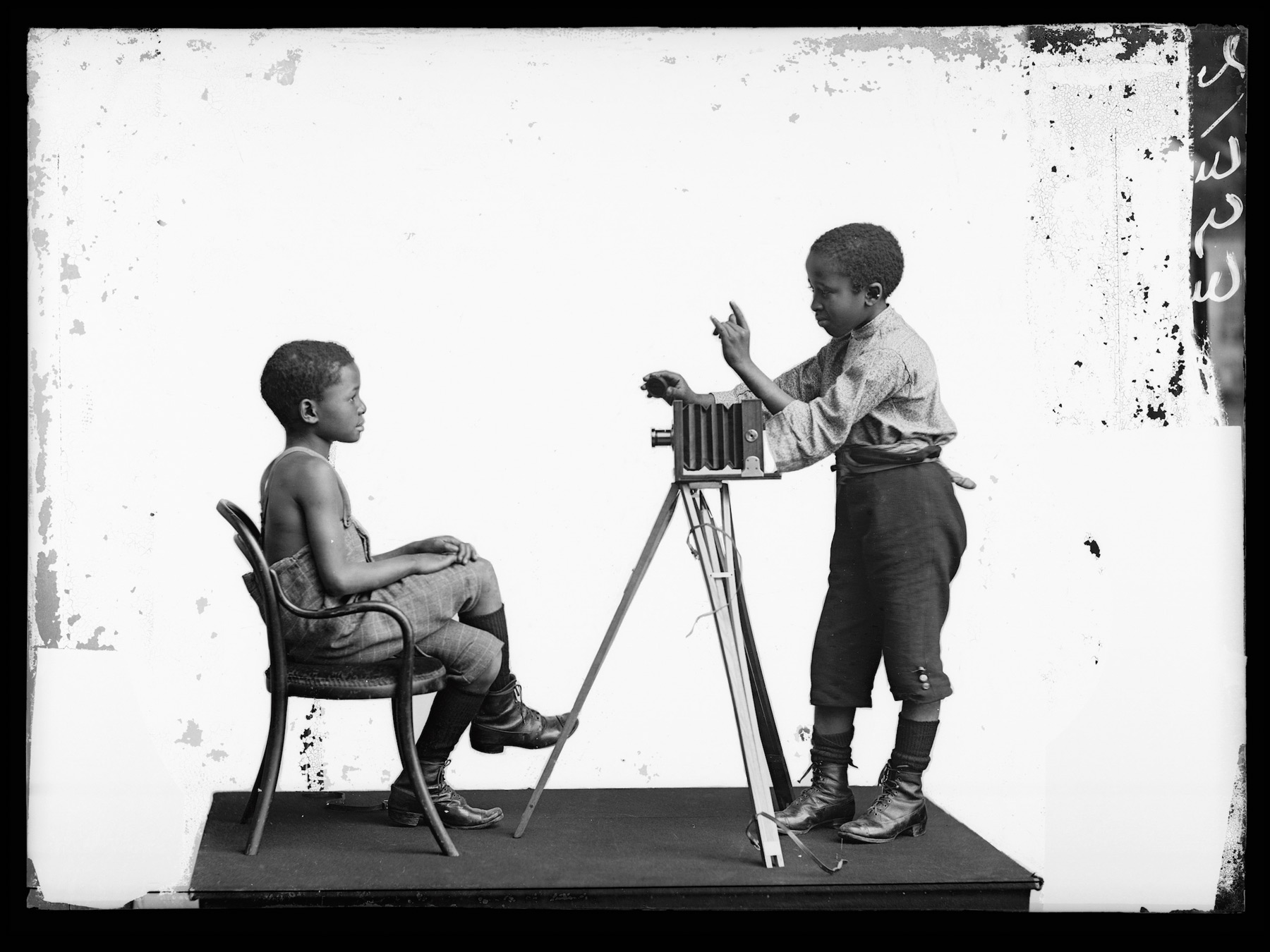 Albert Jonas and John Xiniwe of The African Choir, 1891 London Stereoscopic Co.