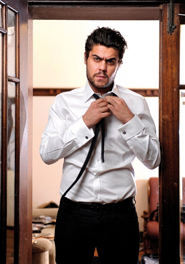 Dan Sultan – Melbourne 2010 by Martin Philbey