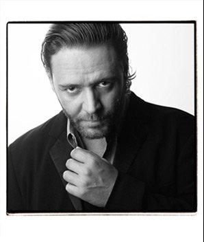 Russell Crowe by Karin Catt