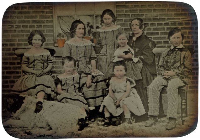 Maria Dowling and her children Leura, Bessie, Selina, Jane, Jack, Ben and Joe Dowling  [Selina Dowling, Jane Dowling, Maria Jane Dowling (née Ware), John Ware Dowling, Joseph Dowling, Benjamin Dowling, Elizabeth (Bessie) Dowling, Leura Dowling]