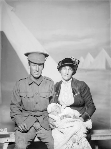 Studio portrait of George, Nellie and Joan Swanton 1915 by Darge Photographic Company